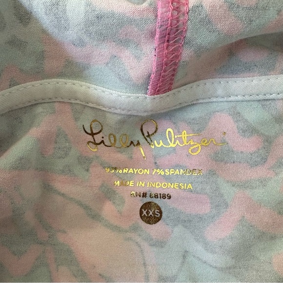 Lilly Pulitzer Vibrant Pink and Blue Cover-Up
Dress - Picture 5 of 7